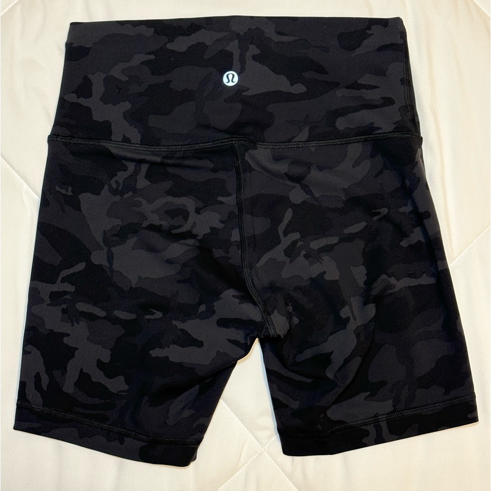 LULULEMON Wunder Train High-Rise Short 6”